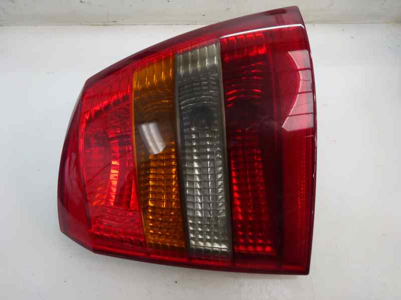PILOTO TRASERO DERECHO OPEL ASTRA 1.7 CDTI MT 80CV | 59KW