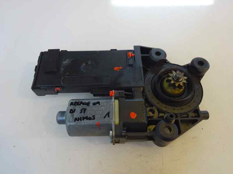MOTOR ELEVALUNAS DELANTERO IZQUIERDO RENAULT MEGANE 2009 1.5 DCI MT 85CV