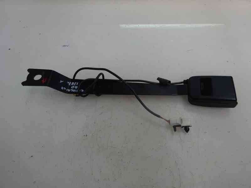 ANCLAJE CINTURON DELANTERO DERECHO NISSAN QASHQAI 2007 1.5 DCI MT FWD 106CV