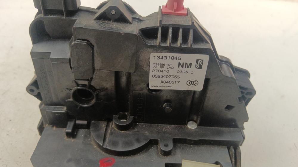 CERRADURA PUERTA TRASERA DERECHA OPEL CORSA 1.4 ECOFLEX EASYTRONIC 90CV | 66KW