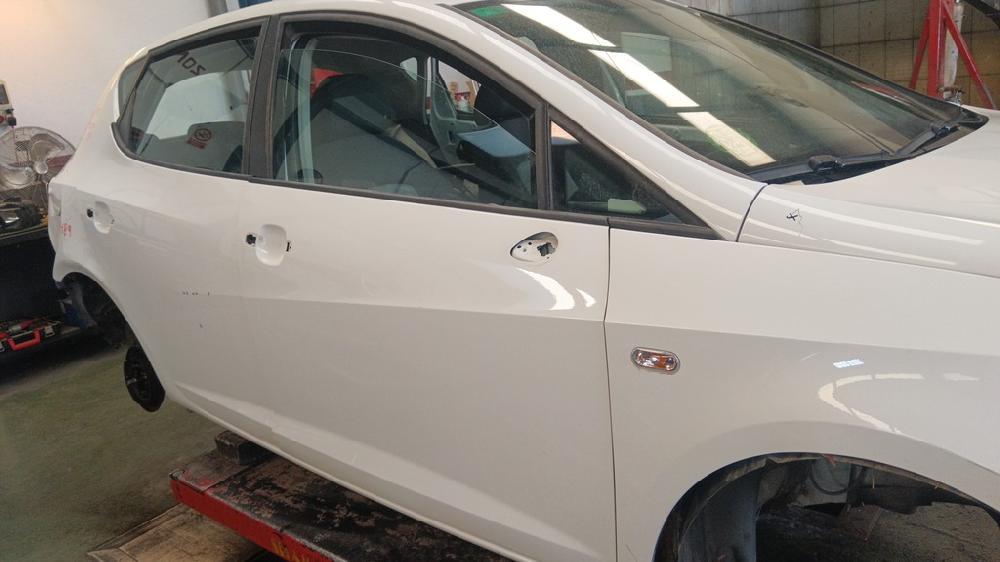 PUERTA DELANTERA DERECHA SEAT IBIZA 1.2 70CV, GASOLINA, MT, ACCIONAMIENTO DELANTERO