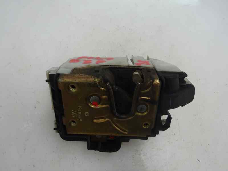 CERRADURA PUERTA DELANTERA DERECHA VOLKSWAGEN POLO 1998 1.6 MT 75CV | 55KW