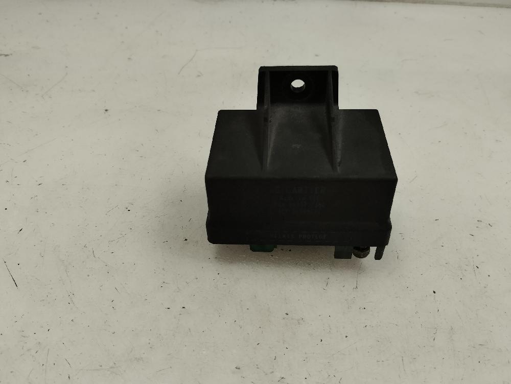 CAJA RELES FUSIBLES CITROEN JUMPY 2.0 MT 94CV | 69KW