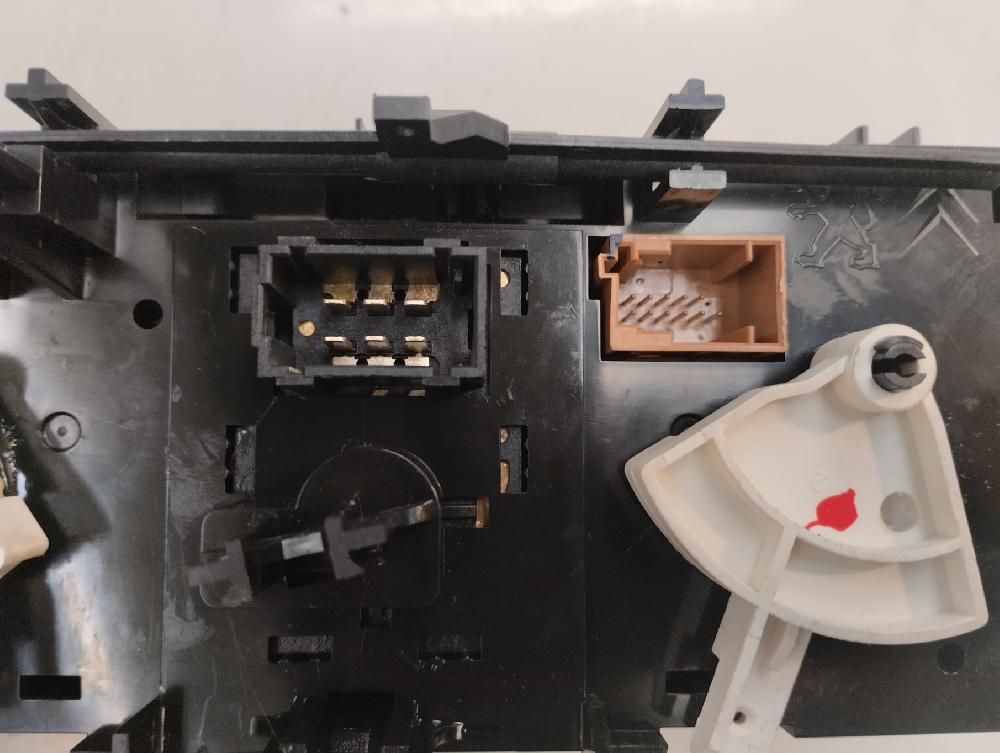 MANDO CALEFACCION AIRE ACONDICIONADO CITROEN C3 1.2 MT 82CV | 60KW