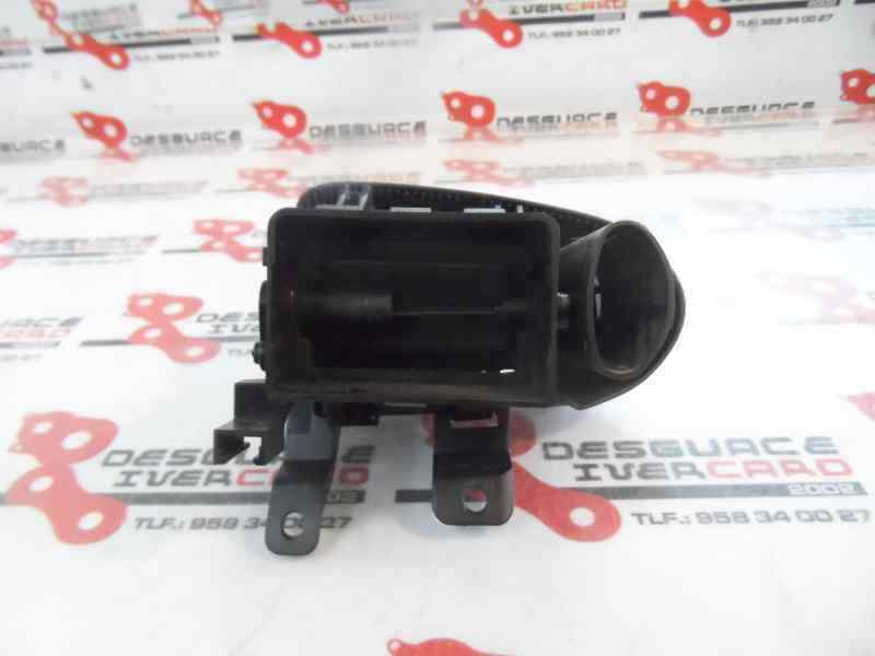 REJILLA AIREADORA MERCEDES BENZ CLASE C 2002 2.2 MT 143CV | 105KW