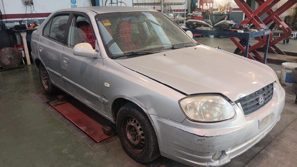 ELEVALUNAS DELANTERO DERECHO HYUNDAI ACCENT 2003 1.5D MT 82CV | 60KW