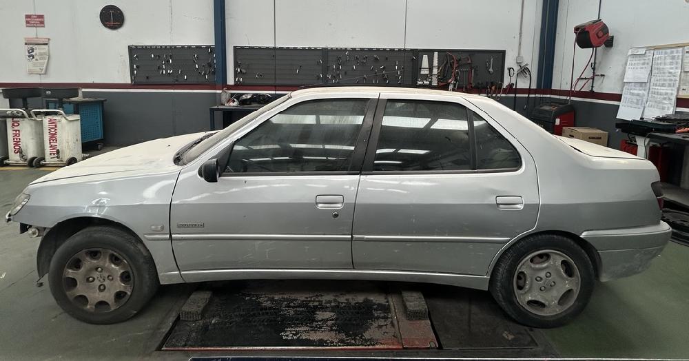 PEUGEOT 306 1993 2.0 MT HDI 90CV