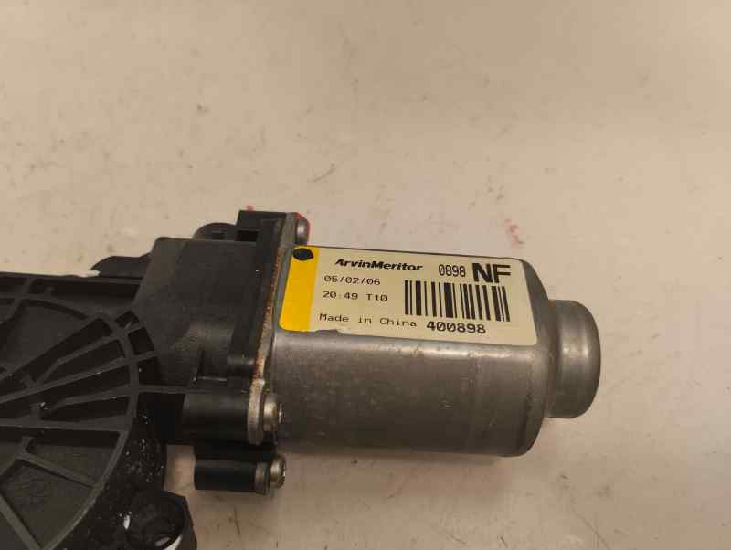 MOTOR ELEVALUNAS TRASERO DERECHO HYUNDAI SONATA 2.0 CRDI MT 140CV | 103KW