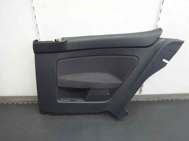 JUEGO ASIENTOS COMPLETO VOLKSWAGEN GOLF 2004 1.4 MT 75CV