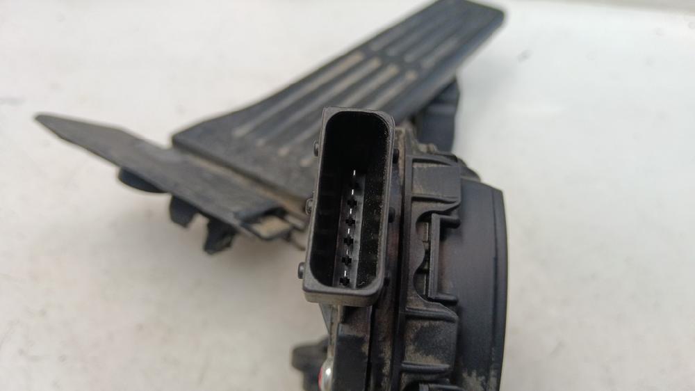 POTENCIOMETRO PEDAL KIA CEED 1.4 MT 90CV | 66KW