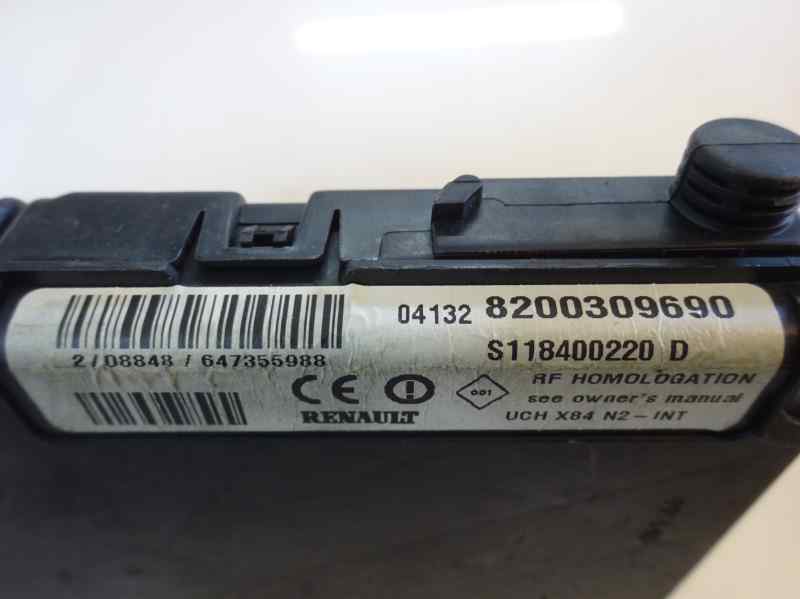 CAJA RELES FUSIBLES RENAULT SCENIC 1.5 DCI MT 80CV