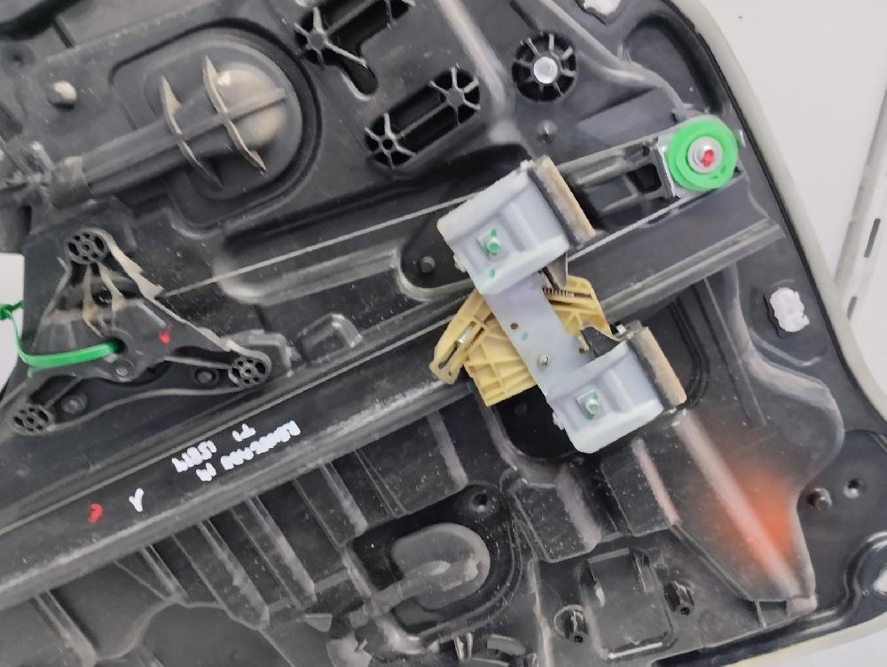ELEVALUNAS TRASERO IZQUIERDO JEEP RENEGADE 1.6 D MT 120CV