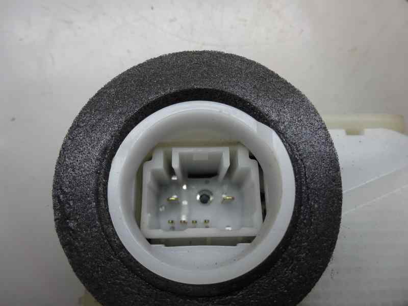 CERRADURA PUERTA DELANTERA IZQUIERDA TOYOTA YARIS 2010 1.4 MT 90CV | 66KW