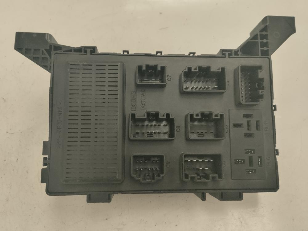 CAJA RELES FUSIBLES JAGUAR XTYPE 3.0 MT 231CV