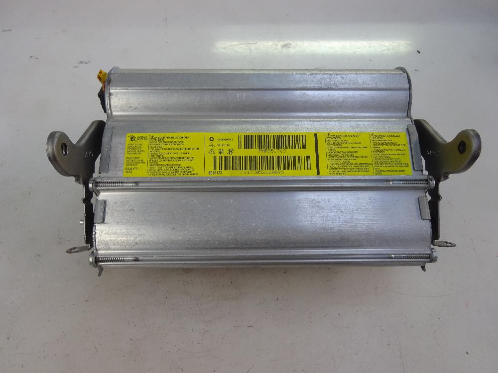 AIRBAG DELANTERO DERECHO MITSUBISHI COLT 1.3 MT 95CV