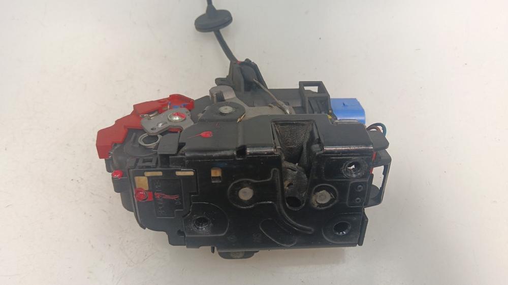 CERRADURA PUERTA DELANTERA IZQUIERDA VOLKSWAGEN JETTA 1.6 TDI MT 105CV