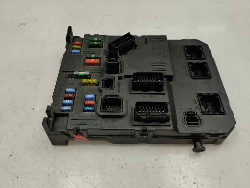 CAJA RELES FUSIBLES PEUGEOT 206 1.4 MT 75CV
