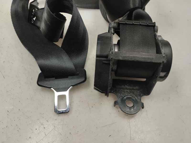 CINTURON SEGURIDAD TRASERO DERECHO RENAULT CLIO 2014 0.9 TSE MT 90CV