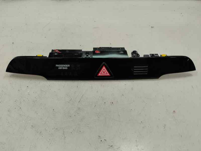 WARNING HYUNDAI TUCSON 1.7 MT 115CV