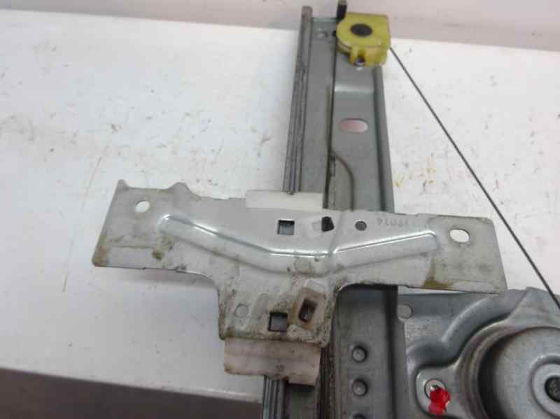 ELEVALUNAS DELANTERO DERECHO PEUGEOT 207 1.4 HDI MT 70CV