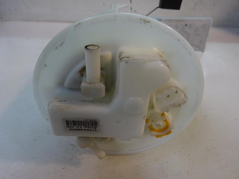BOMBA COMBUSTIBLE TOYOTA YARIS 1.0 MT 69CV