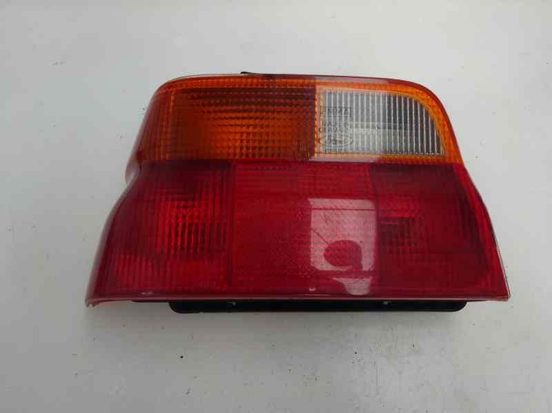 PILOTO TRASERO IZQUIERDO FORD ESCORT 1.6 MT 105CV | 77KW