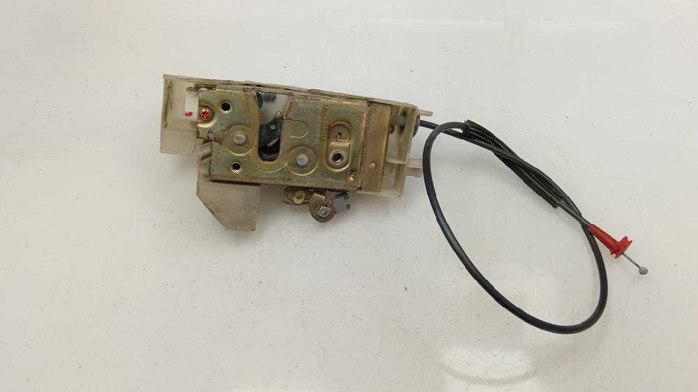 CERRADURA PUERTA DELANTERA DERECHA FORD FIESTA 1.3 MT 59CV