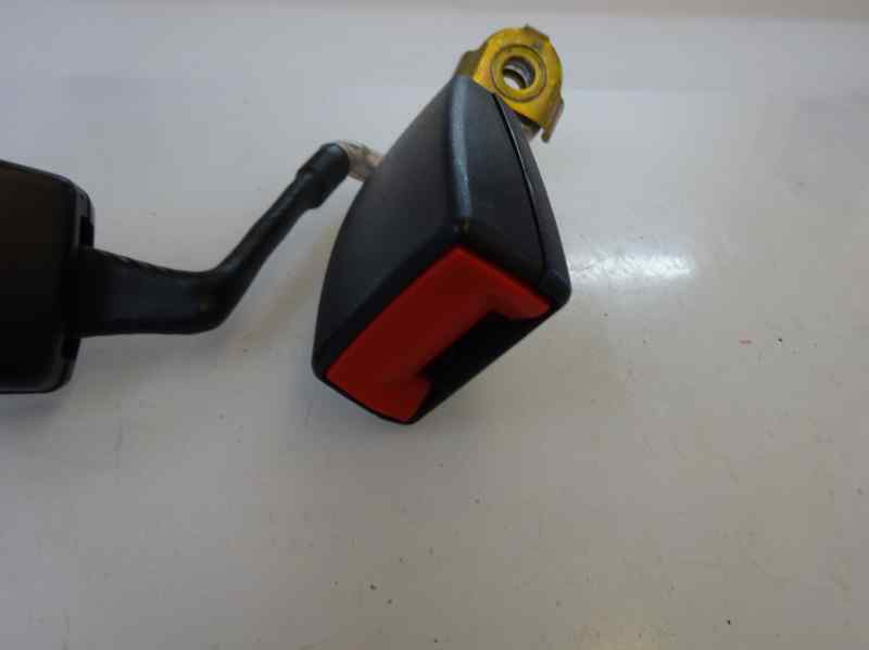 ANCLAJE CINTURON TRASERO IZQUIERDO AUDI A3 2005 1.9 TDI MT 105CV