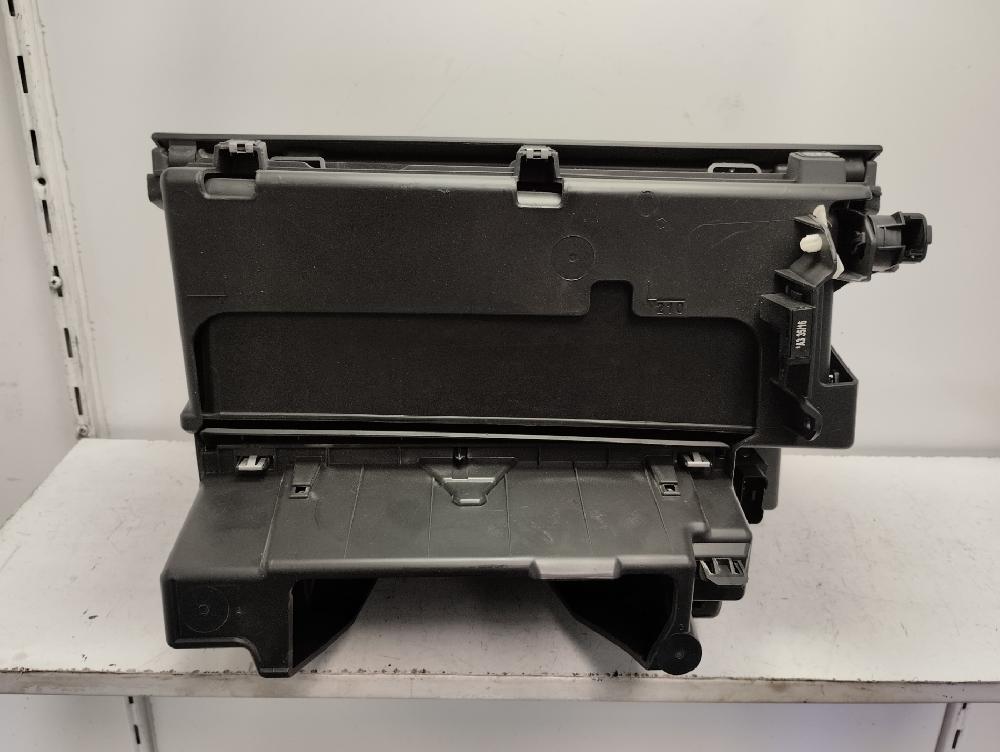 GUANTERA SEAT LEON 1.6 TDI MT 105CV