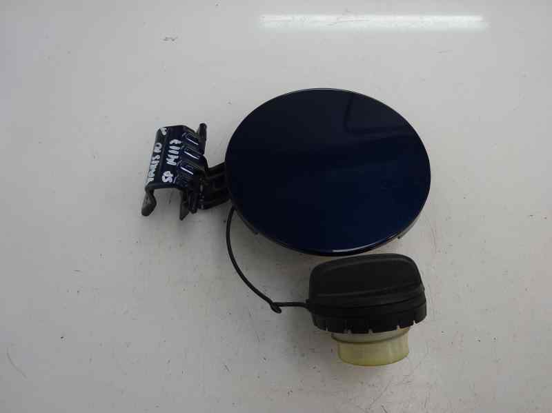 TAPA EXTERIOR COMBUSTIBLE TOYOTA YARIS 1.0 MT 69CV