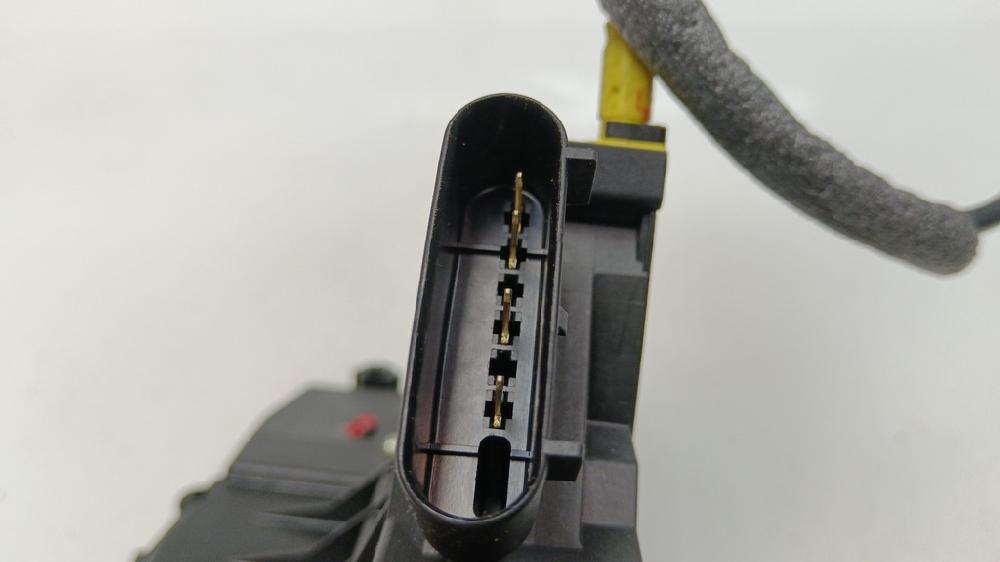 CERRADURA PUERTA TRASERA DERECHA FORD KUGA 1.5 MT 120CV