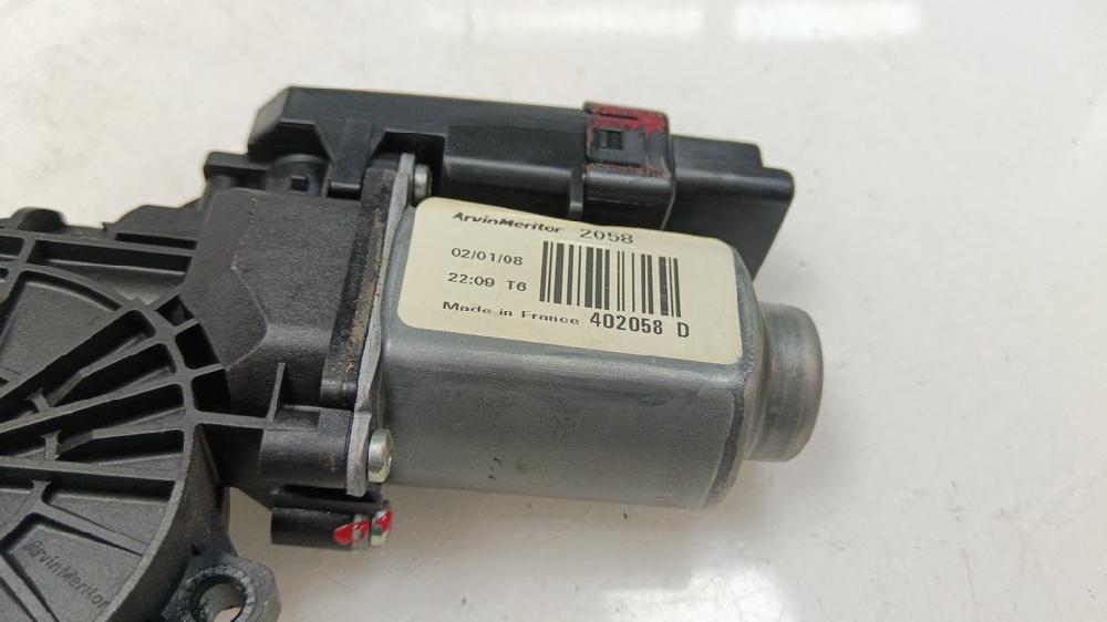 MOTOR ELEVALUNAS TRASERO DERECHO KIA CEED 1.6 MT 115CV | 86KW