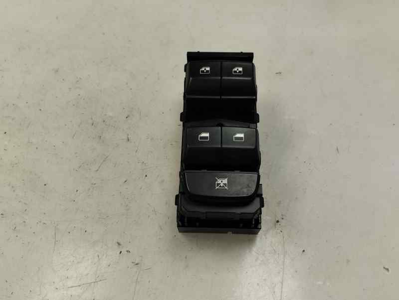 MANDO ELEVALUNAS DELANTERO IZQUIERDO KIA CEED 1.6 CRDI MT 136CV