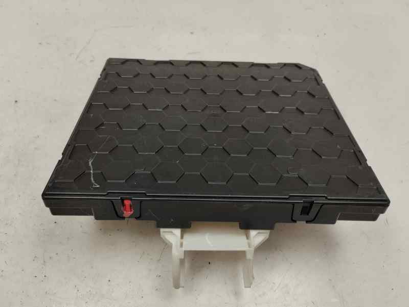 CAJA RELES FUSIBLES SEAT LEON 1.0 115CV MT