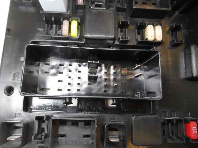CAJA RELES FUSIBLES OPEL ASTRA 1.7 CDTI MT 110CV
