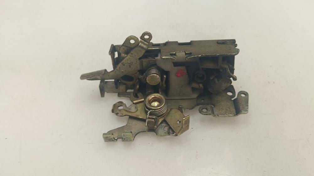 CERRADURA PUERTA DELANTERA IZQUIERDA VOLKSWAGEN LT 2.4 TD 102CV