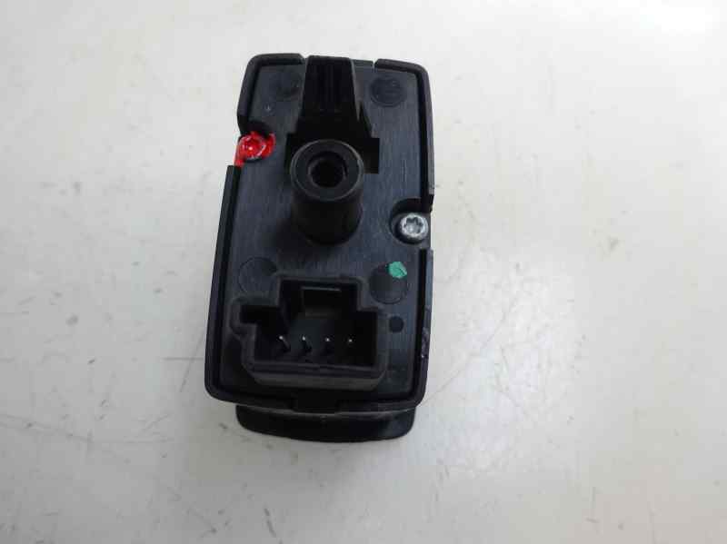 MANDO ELEVALUNAS TRASERO IZQUIERDO MERCEDES BENZ CLASE A 2.0 A 180 CDI MT 109CV