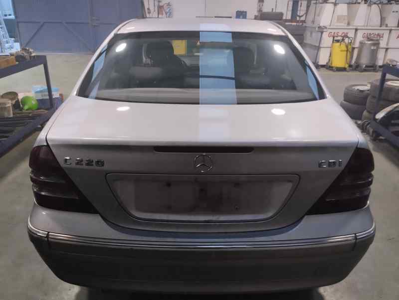 FARO DERECHO MERCEDES BENZ CLASE C 2.2 MT 143CV | 105KW