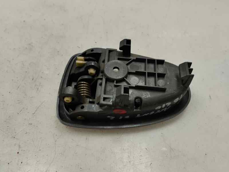 MANETA INTERIOR TRASERA DERECHA HYUNDAI ACCENT 1.3 MT 86CV | 63KW