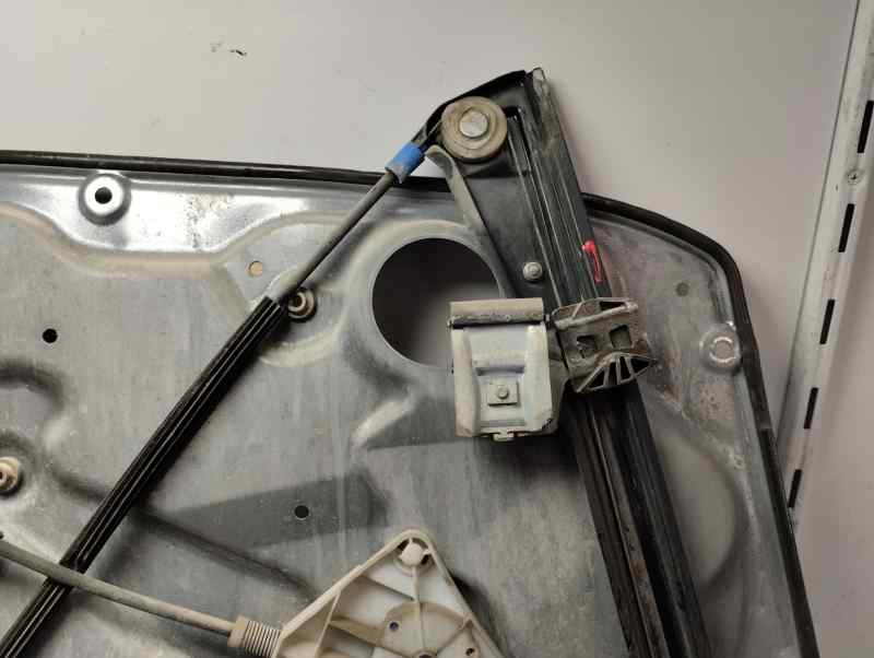 ELEVALUNAS DELANTERO DERECHO SEAT CORDOBA 1.4 MT 75CV