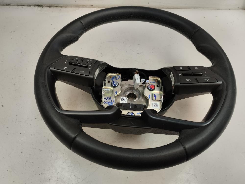VOLANTE HYUNDAI I20 2023 1.0 T-GDI BLUE MT 100CV