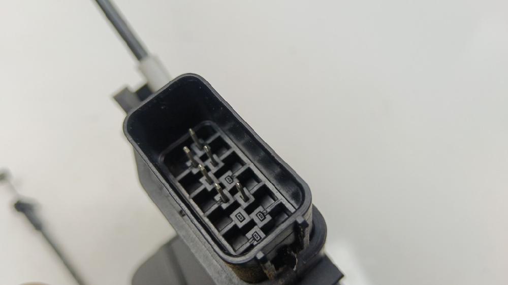 CERRADURA PUERTA TRASERA DERECHA FORD FOCUS 2005 2.0 MT 136CV | 100KW