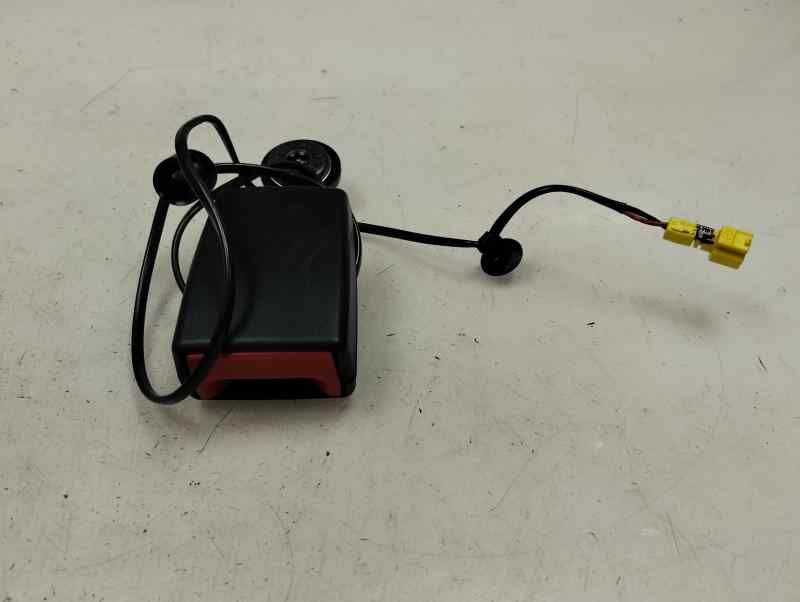 ANCLAJE CINTURON DELANTERO DERECHO RENAULT TWINGO 1.0 MT 65CV | 48KW