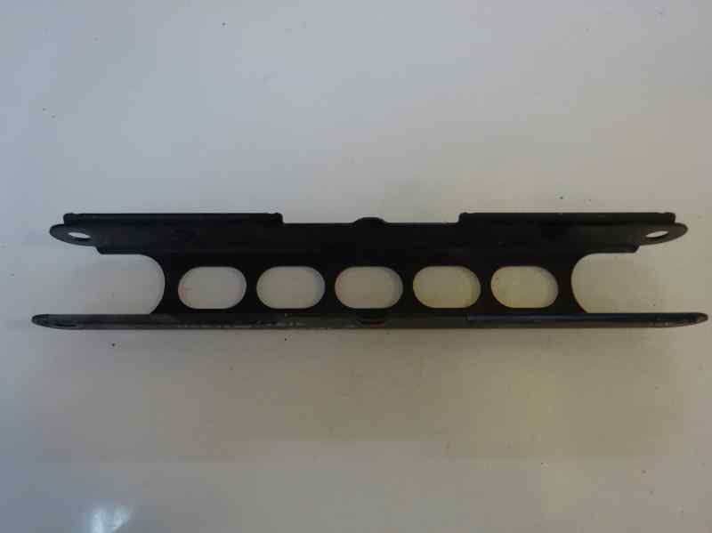BRAZO SUSPENSION INFERIOR TRASERO DERECHO BMW SERIE 3 2.0 320D MT 163CV