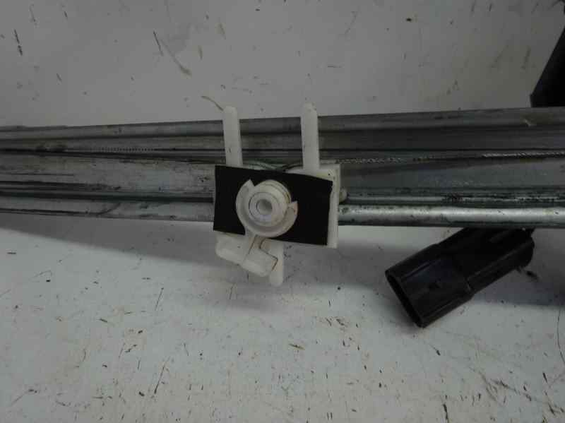 ELEVALUNAS DELANTERO IZQUIERDO FIAT PUNTO 1.4 MT 95CV | 70KW