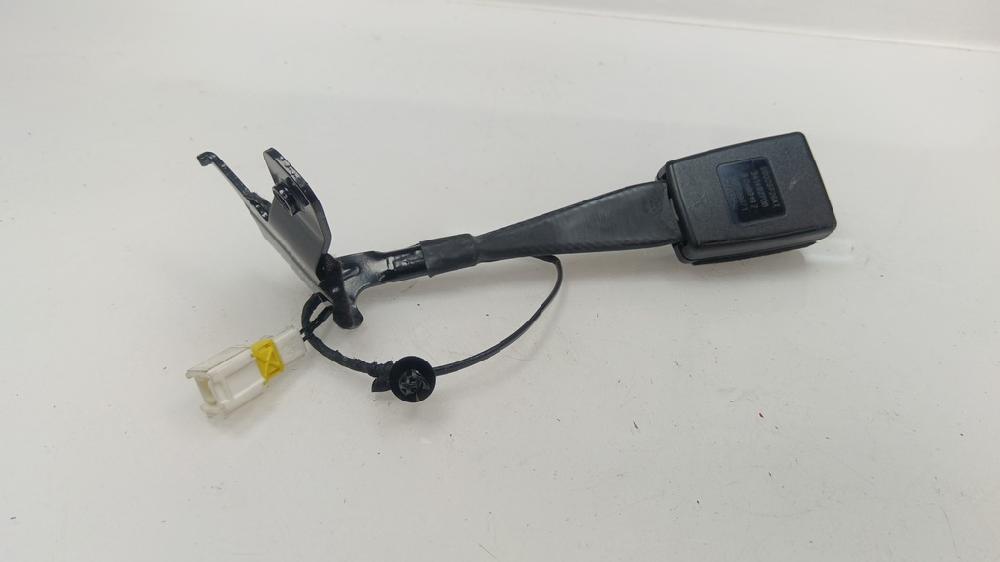 ANCLAJE CINTURON DELANTERO DERECHO CITROEN C4 CACTUS 1.2 MT 110CV | 81KW