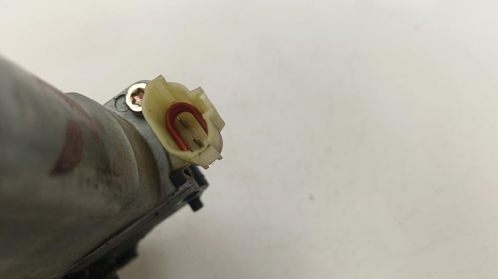 MOTOR ELEVALUNAS DELANTERO IZQUIERDO KIA CERATO OTROS