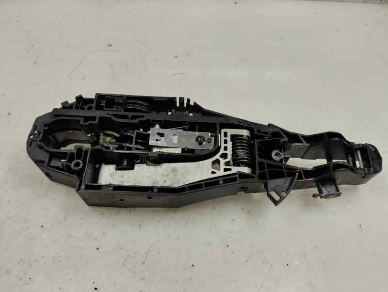 SOPORTE MANETA EXTERIOR DELANTERA IZQUIERDA OPEL MOKKA 1.2 MT 130CV | 96KW