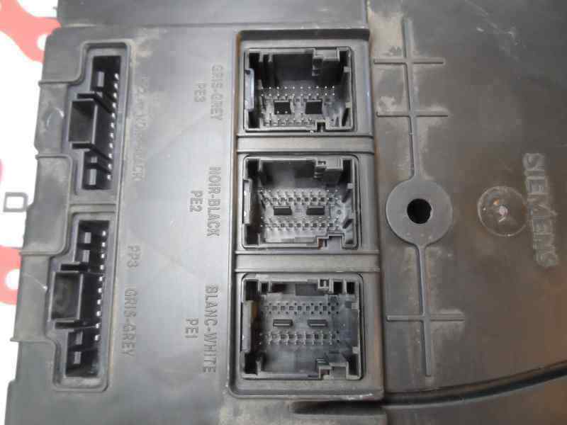 CAJA RELES FUSIBLES RENAULT MEGANE 2003 1.5 DCI MT 82CV | 60KW