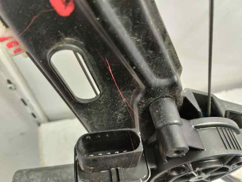 ELEVALUNAS DELANTERO IZQUIERDO BMW X1 1.5 16D SDRIVE MT 116CV